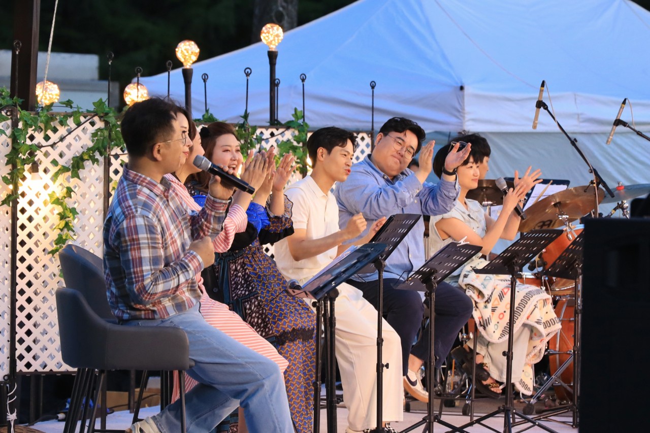 20230603 버스킹-3.jpg