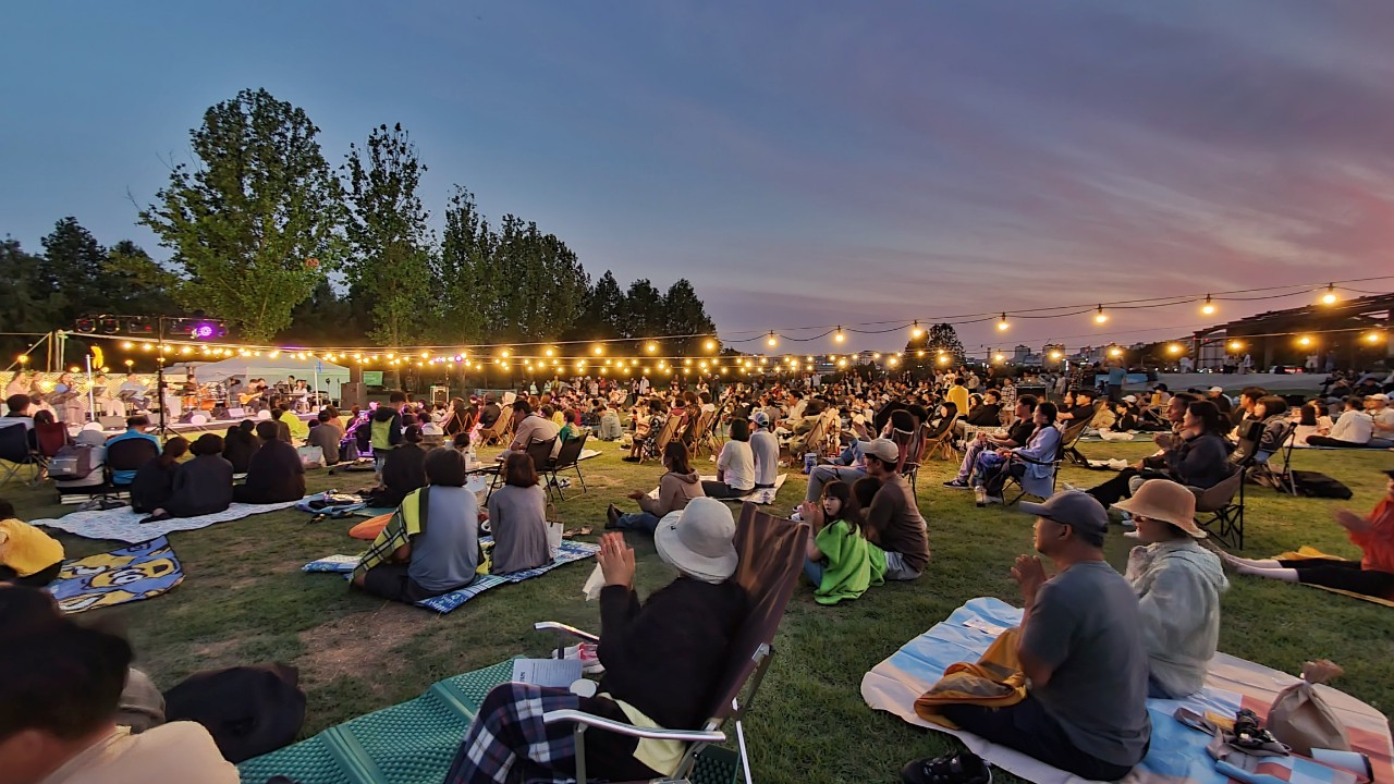 20230603 버스킹-4.jpg