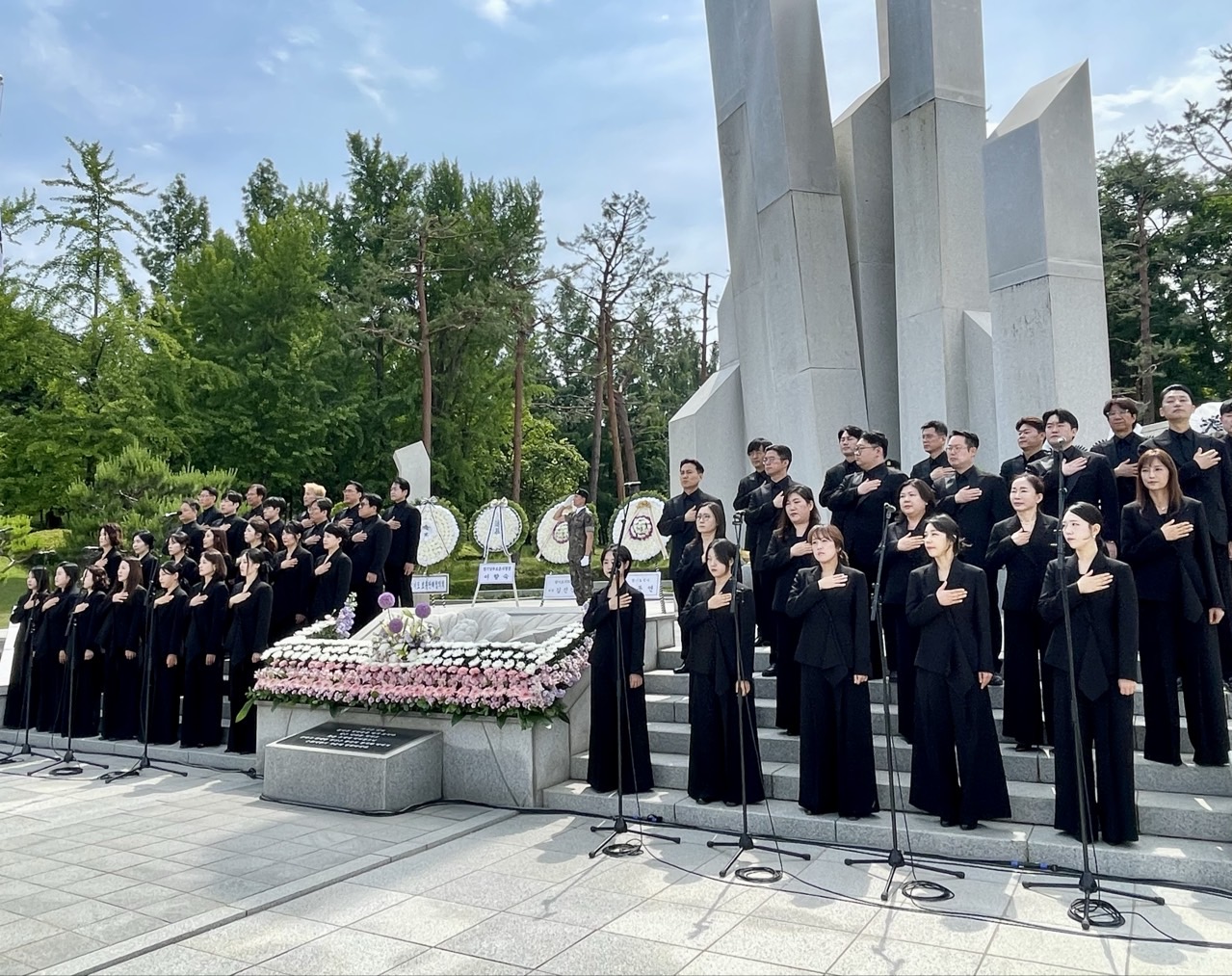 수원시립합창단 사무국_사진_20250606_1.jpg