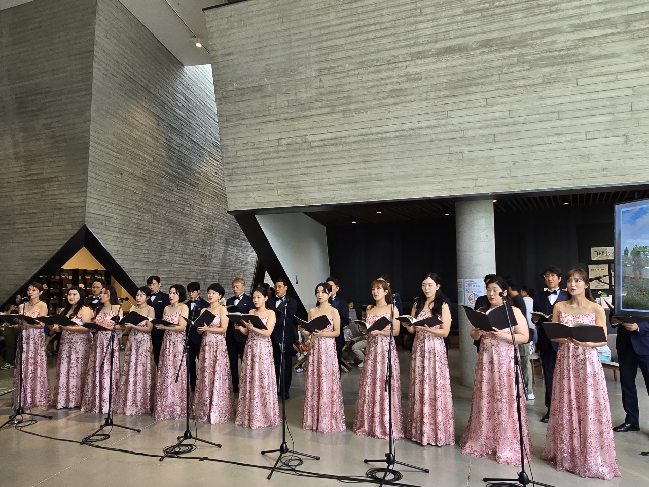 수원시립합창단 사무국_사진_20250730_5.jpg